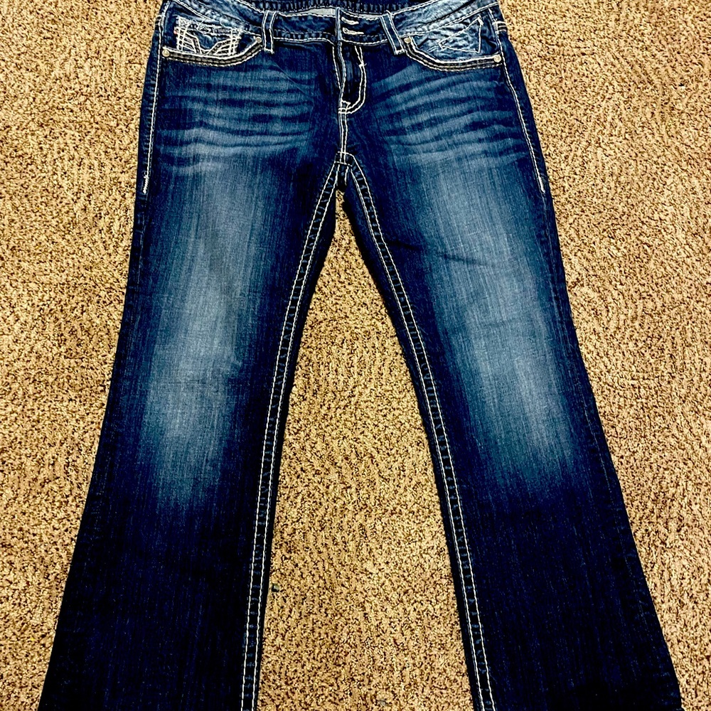 v.     Vigoss jeans excellent condition smoke/pet free home j
